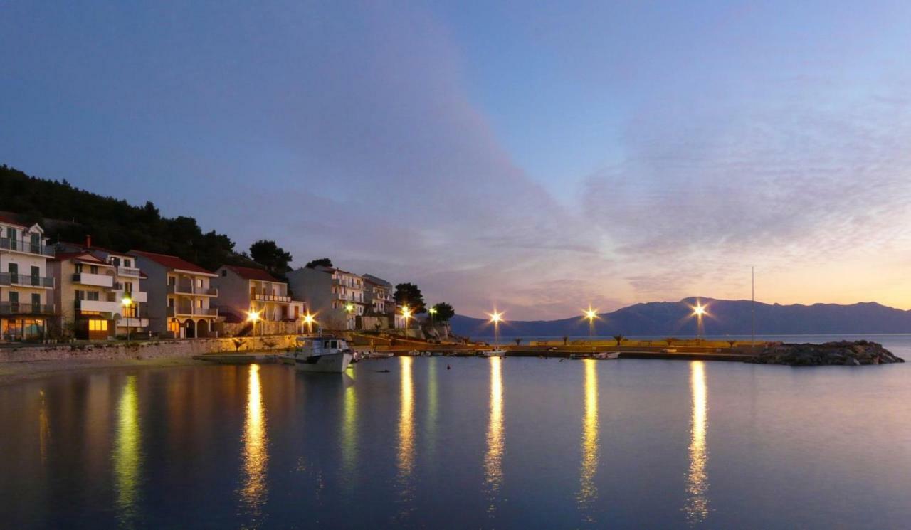 Apartmani Kezic Drvenik Drvenik  Esterno foto